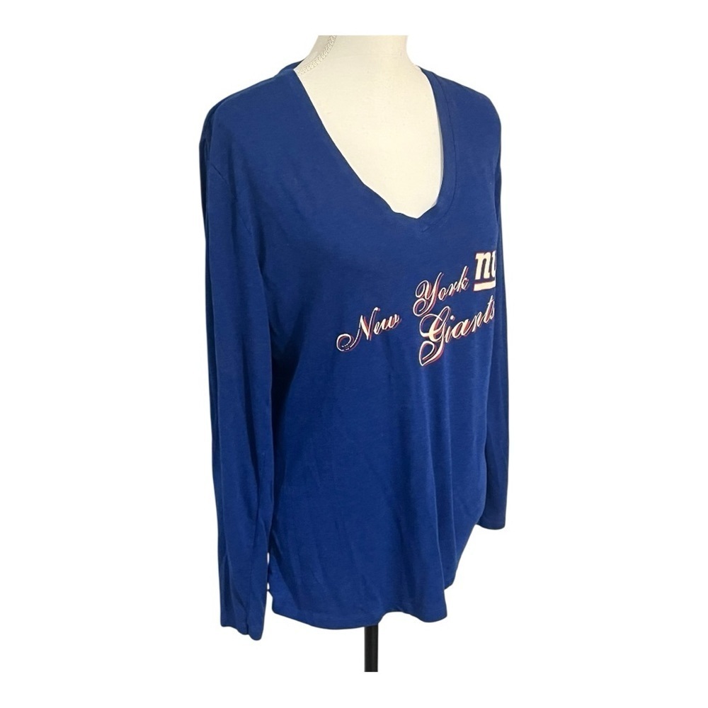 NFL New York Giants Long Sleeve V-neck Women’s Tee size XL EUC